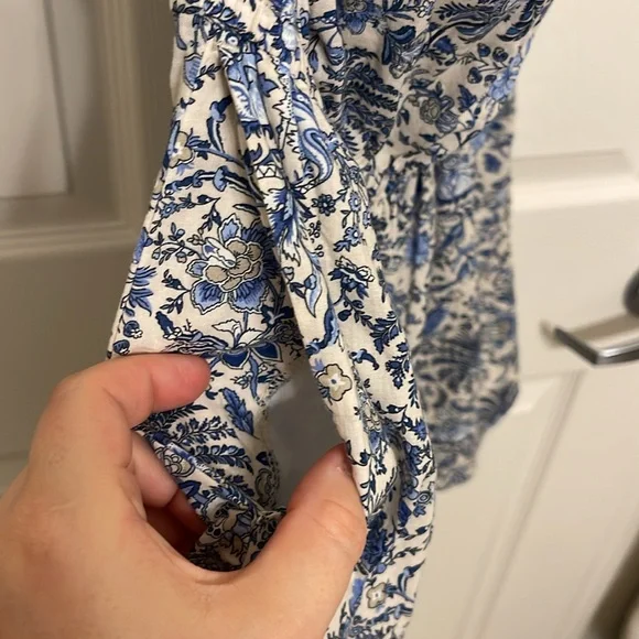 H & M Floral Romper - Picture 3 of 9